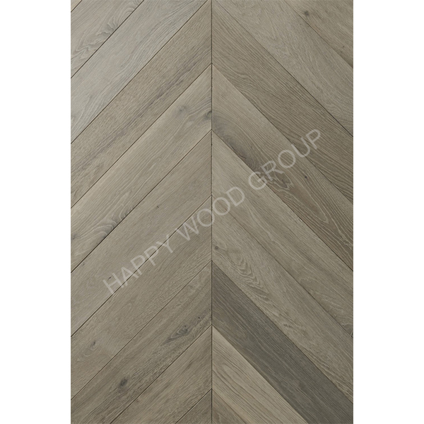 Chevron Pattern Oak Engineered Hardwood Flooring